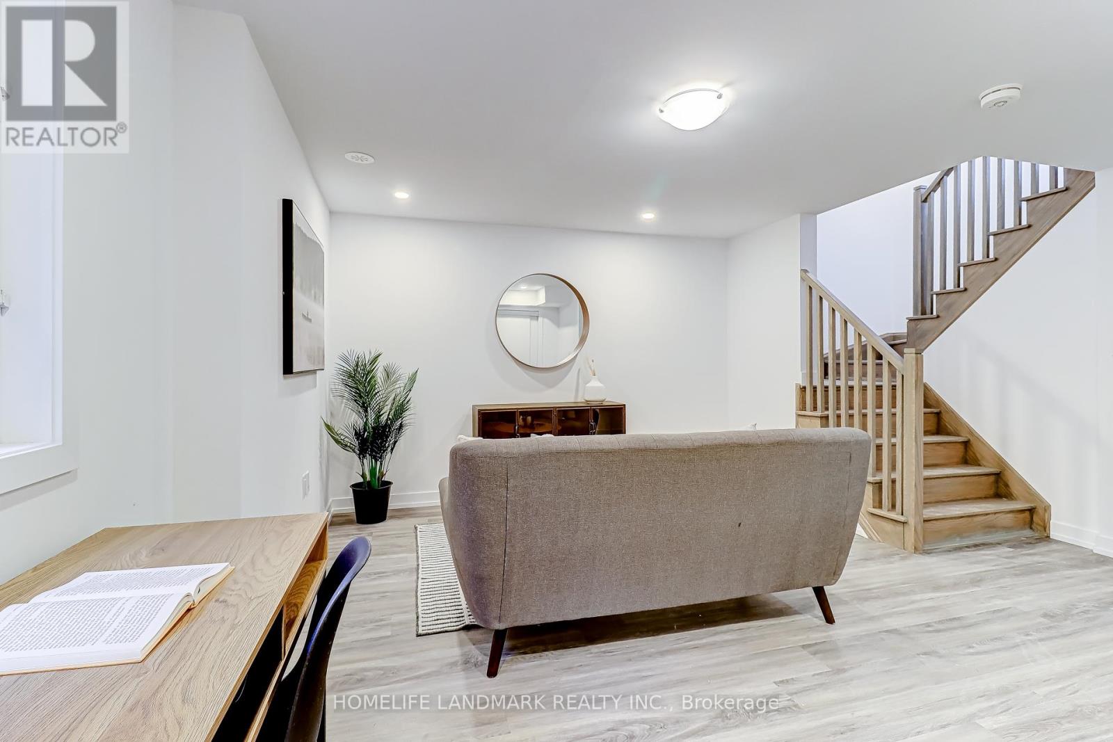 77 Jefferson Side Road, Richmond Hill, Ontario  L4E 1M1 - Photo 24 - N12856126