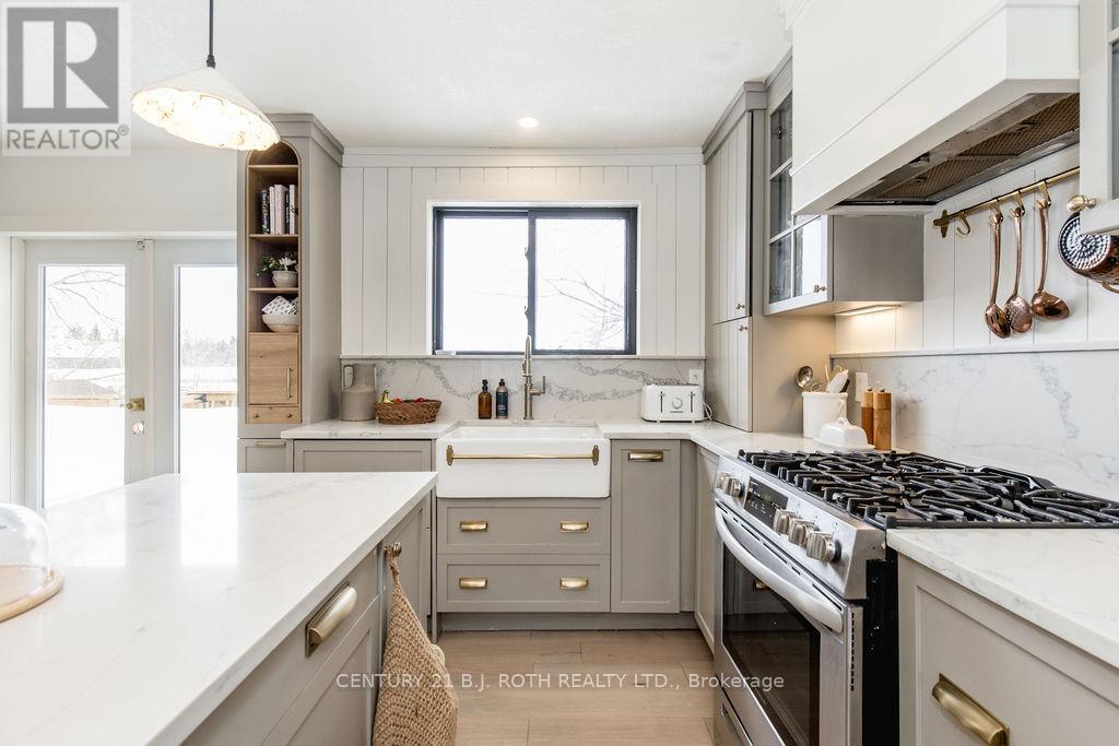 7845 Yonge Street, Innisfil, Ontario  L9S 1K8 - Photo 14 - N12856156