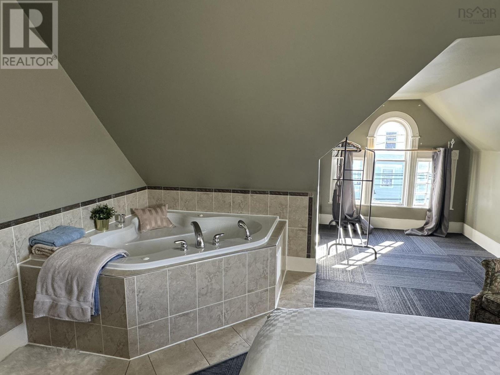 190 Main Street, Liverpool, Nova Scotia  B0T 1K0 - Photo 26 - 202528650