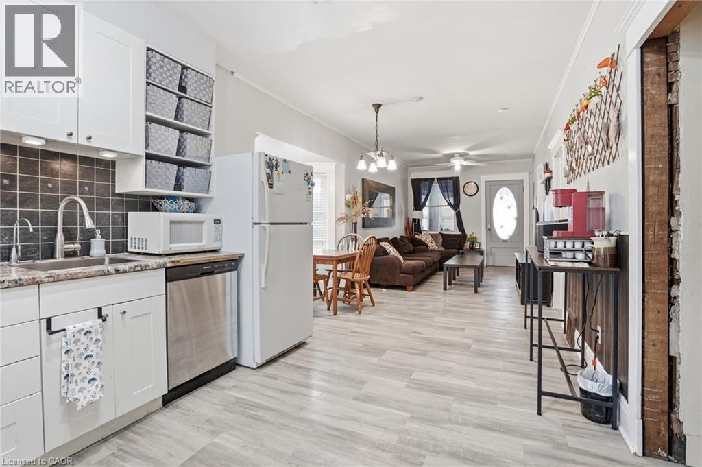 63 Woodland Avenue, St. Catharines, Ontario  L2R 5A4 - Photo 16 - 40806128