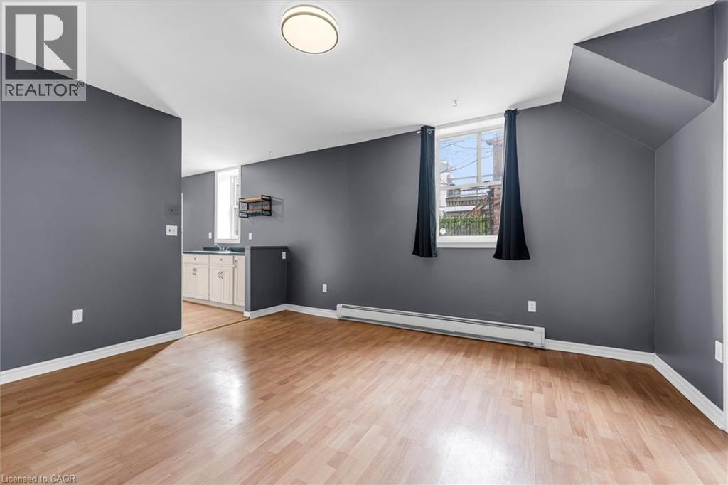 320 King Street E, Hamilton, Ontario  L8N 1C2 - Photo 3 - 40807775