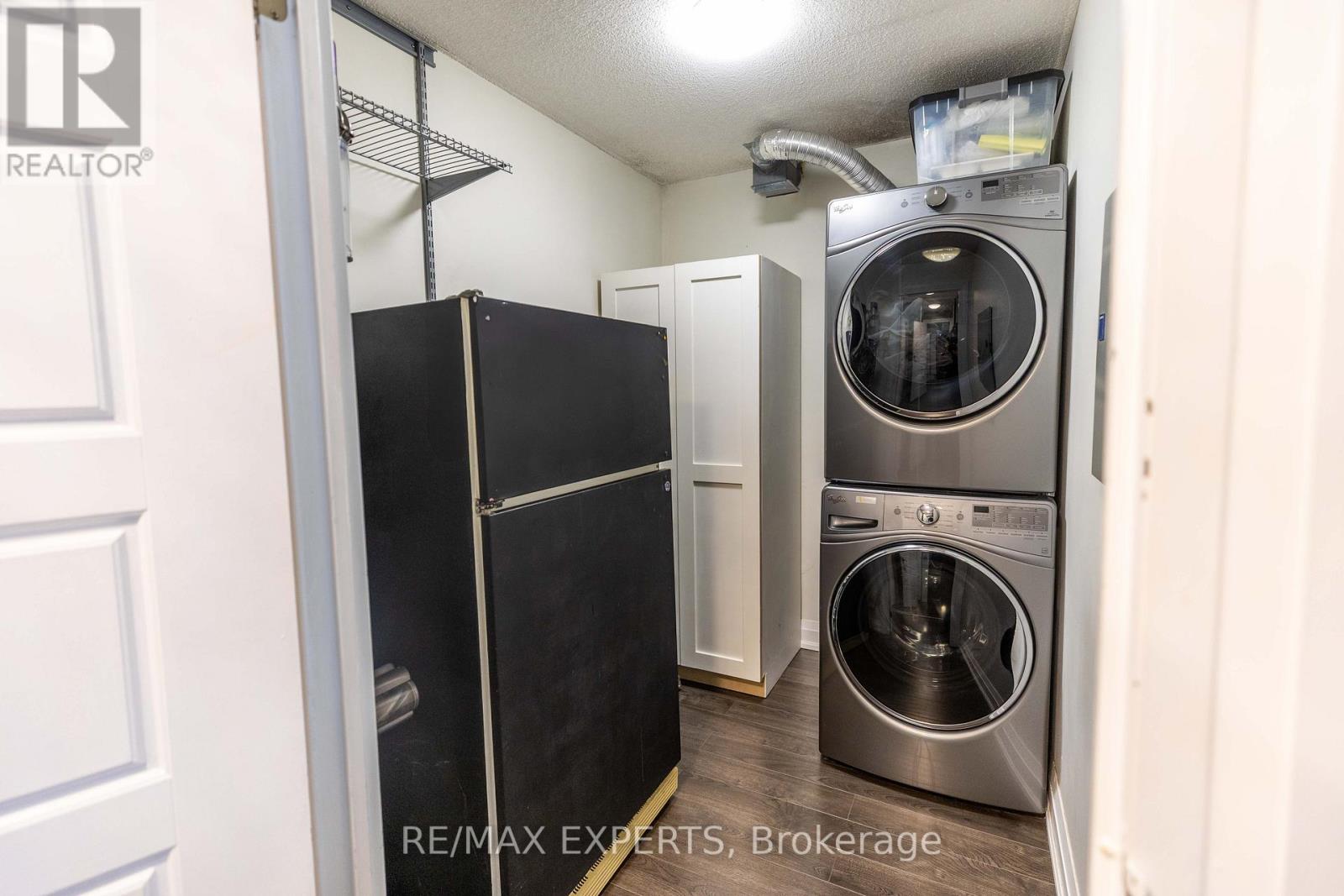 1708 - 3 Rowntree Road, Toronto, Ontario  M9V 5G8 - Photo 15 - W12856000