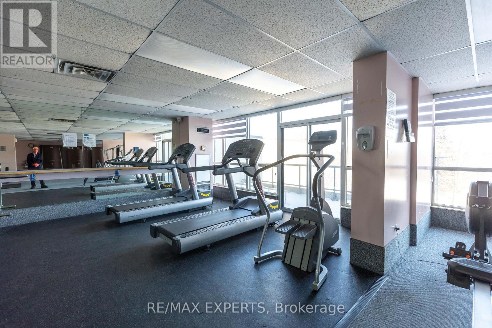 1708 - 3 Rowntree Road, Toronto, Ontario  M9V 5G8 - Photo 17 - W12856000