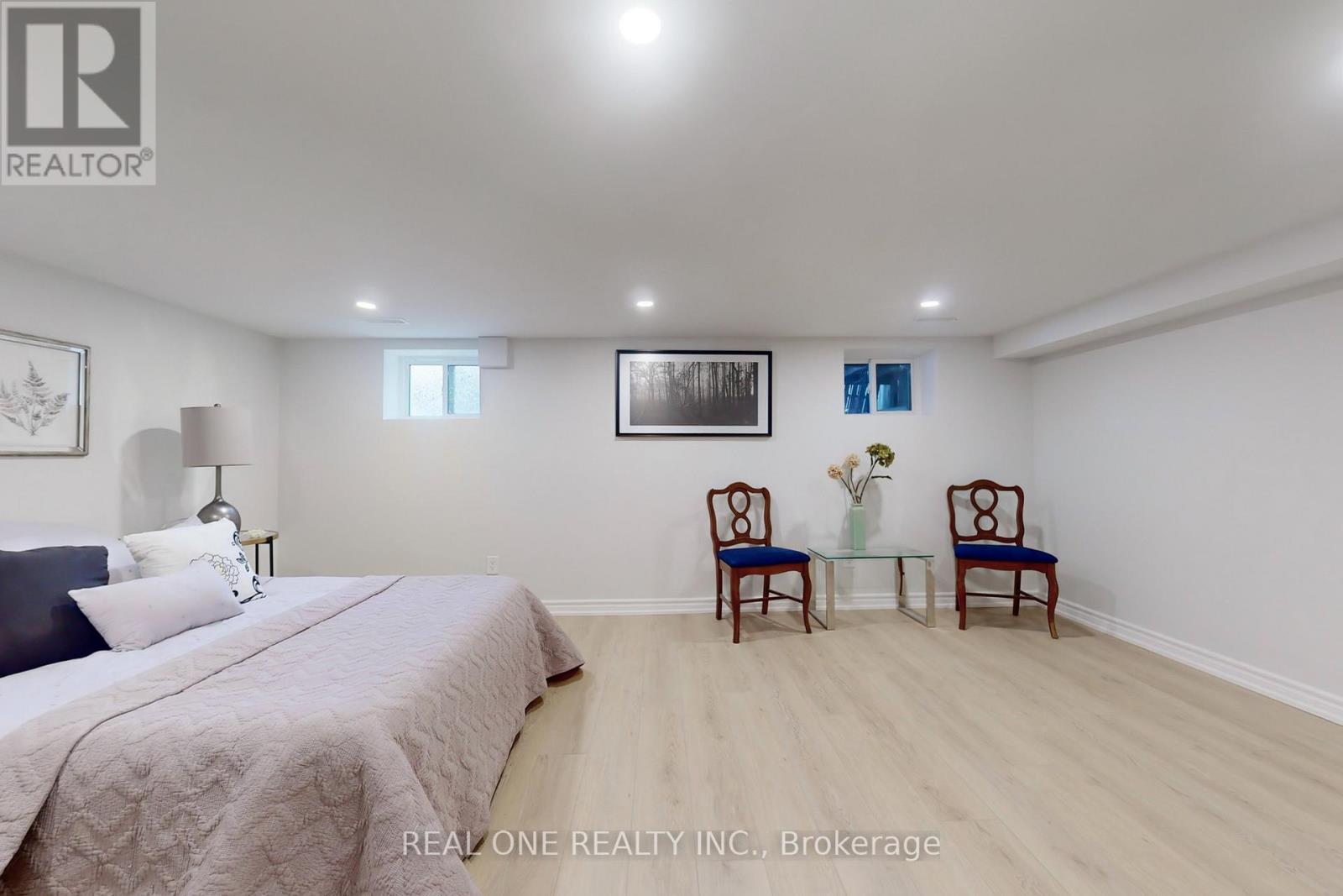 32 Shortt Street, Toronto, Ontario  M6E 3X8 - Photo 13 - W12856046