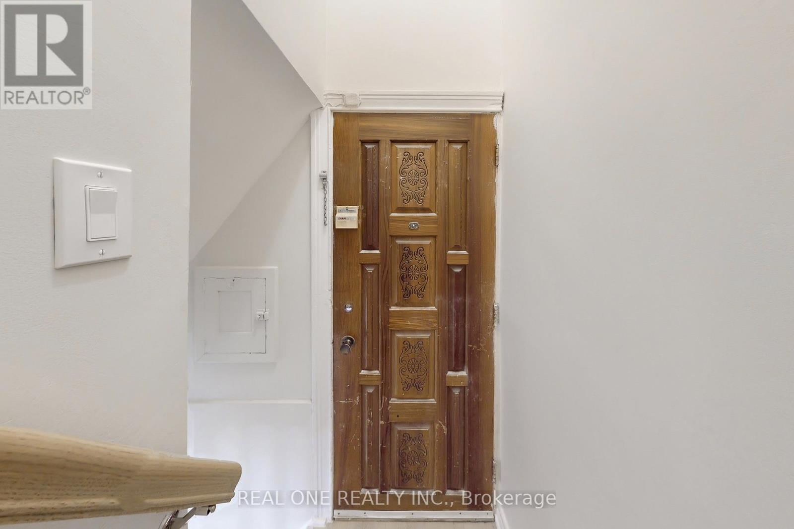 32 Shortt Street, Toronto, Ontario  M6E 3X8 - Photo 19 - W12856046