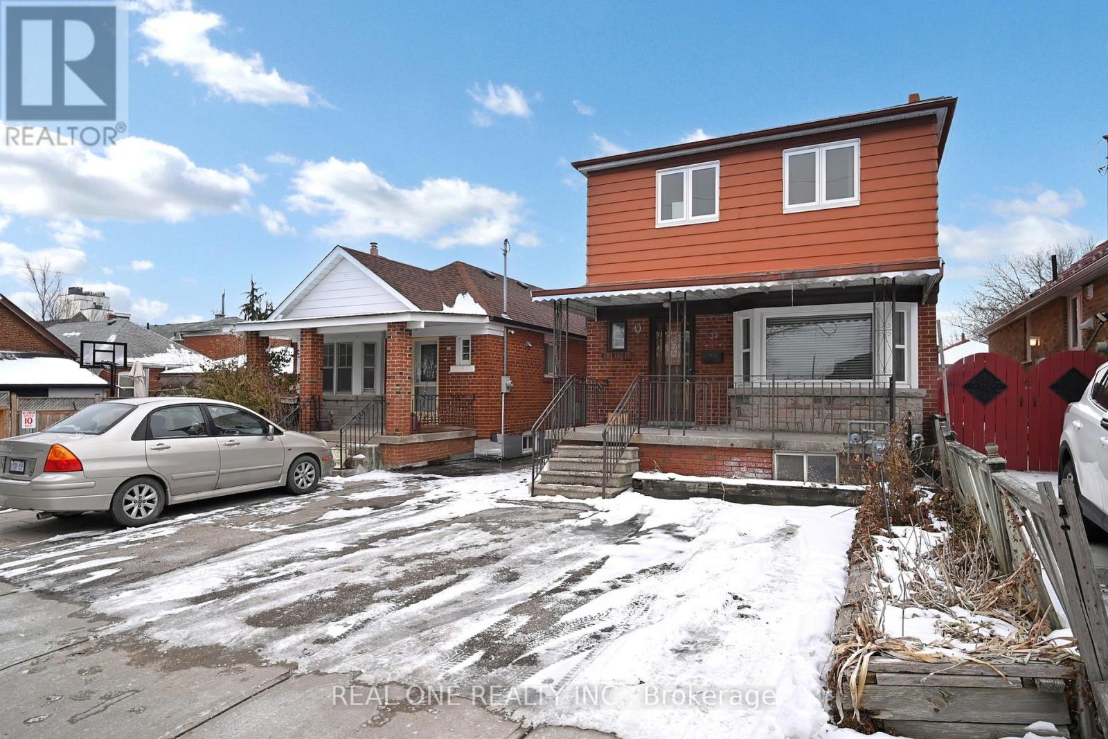 32 Shortt Street, Toronto, Ontario  M6E 3X8 - Photo 2 - W12856046
