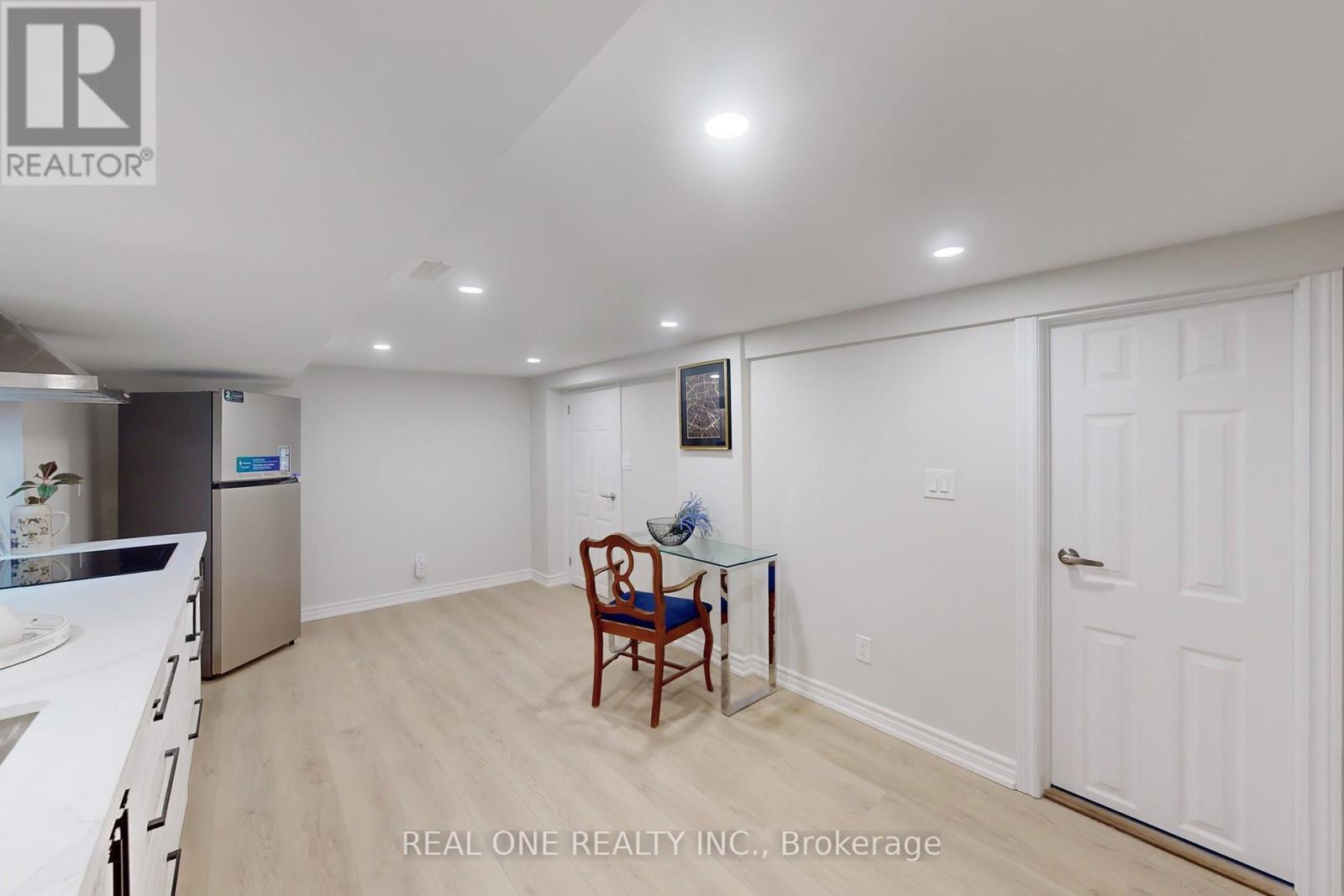 32 Shortt Street, Toronto, Ontario  M6E 3X8 - Photo 8 - W12856046