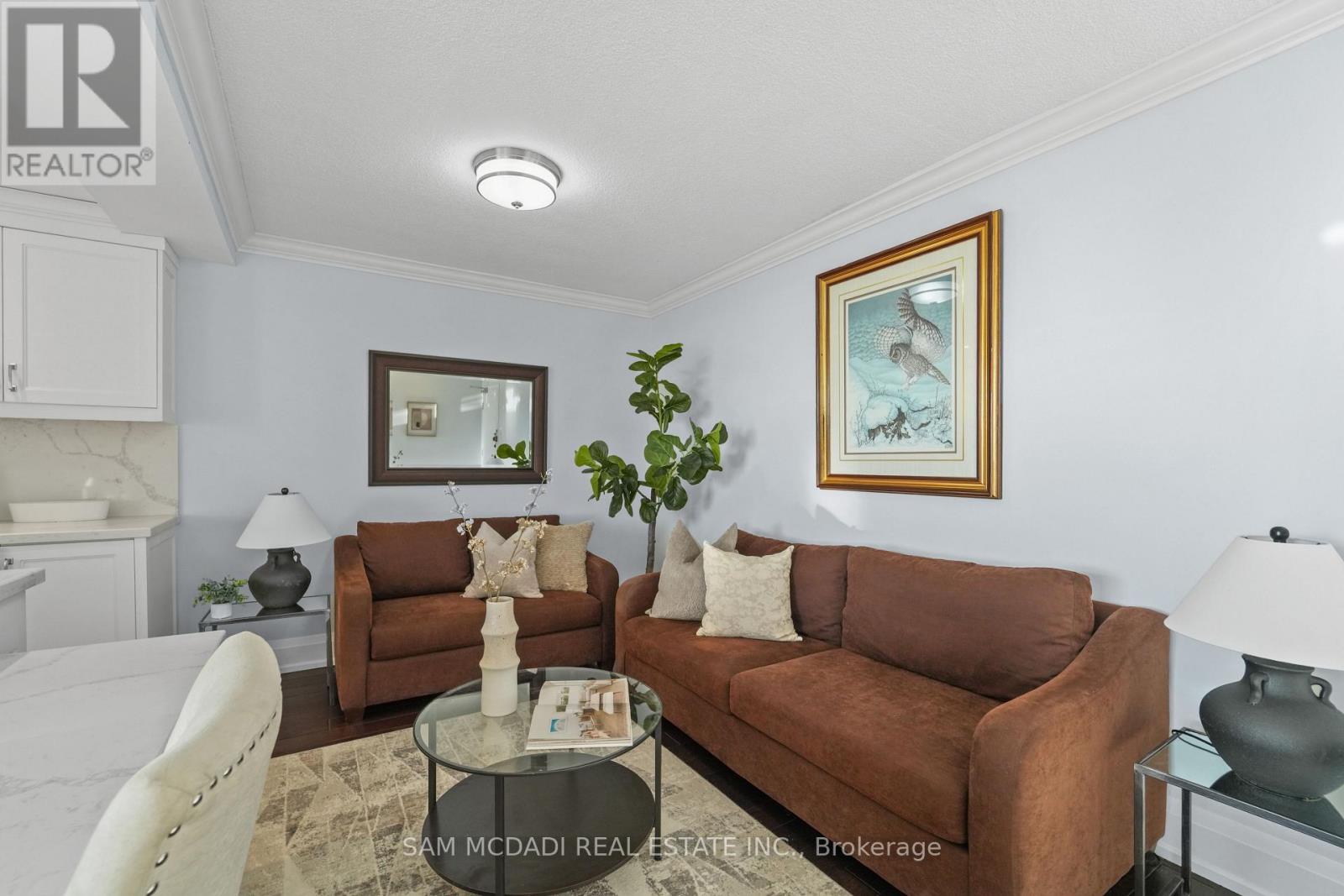 409 - 966 Inverhouse Drive, Mississauga (Clarkson), Ontario  L5J 4B6 - Photo 6 - W12856062