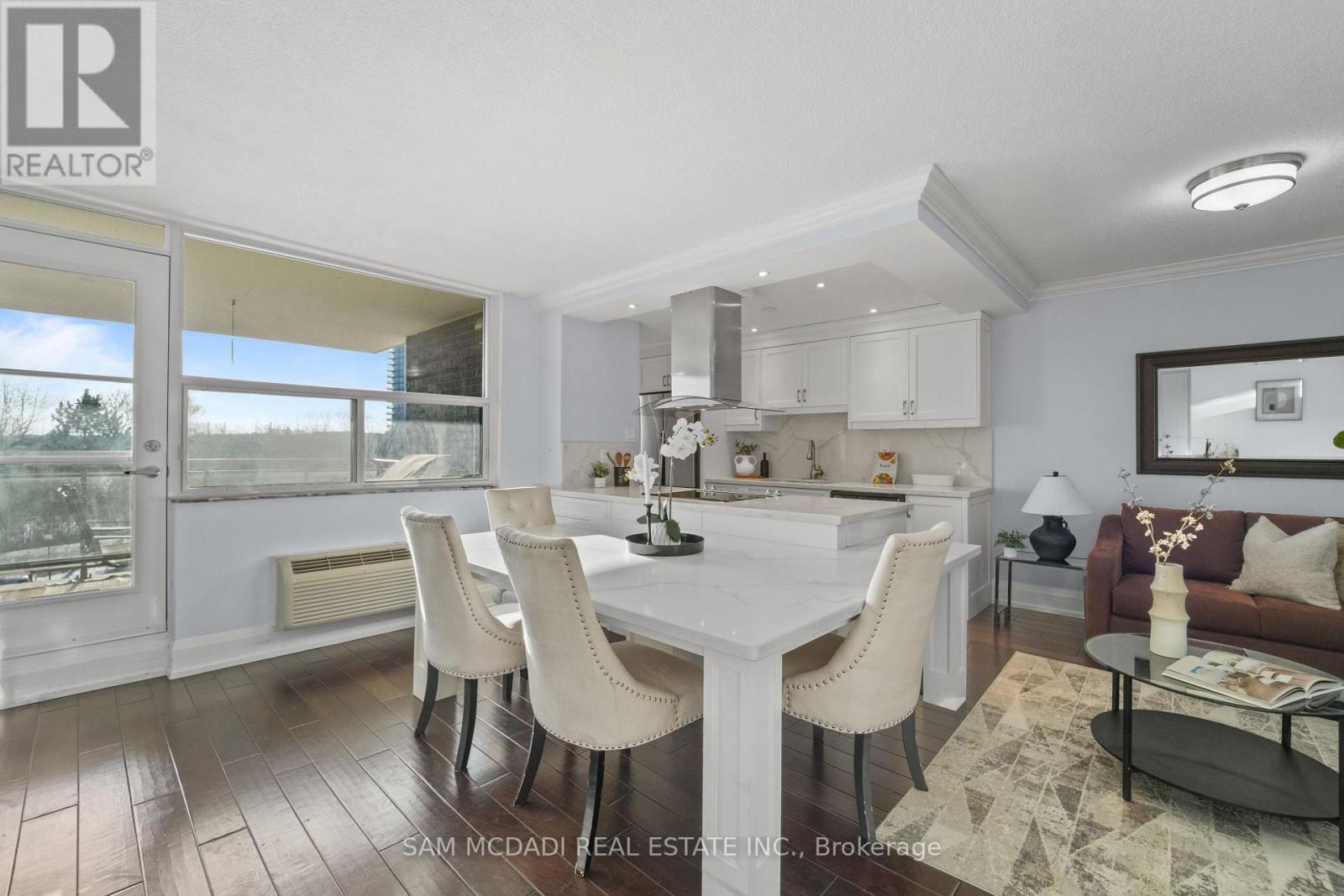 409 - 966 Inverhouse Drive, Mississauga (Clarkson), Ontario  L5J 4B6 - Photo 7 - W12856062