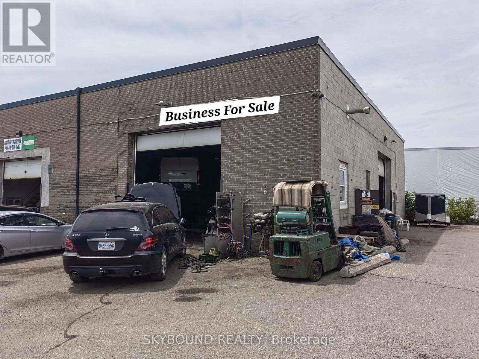 3 - 70 LEPAGE COURT, Toronto, Ontario