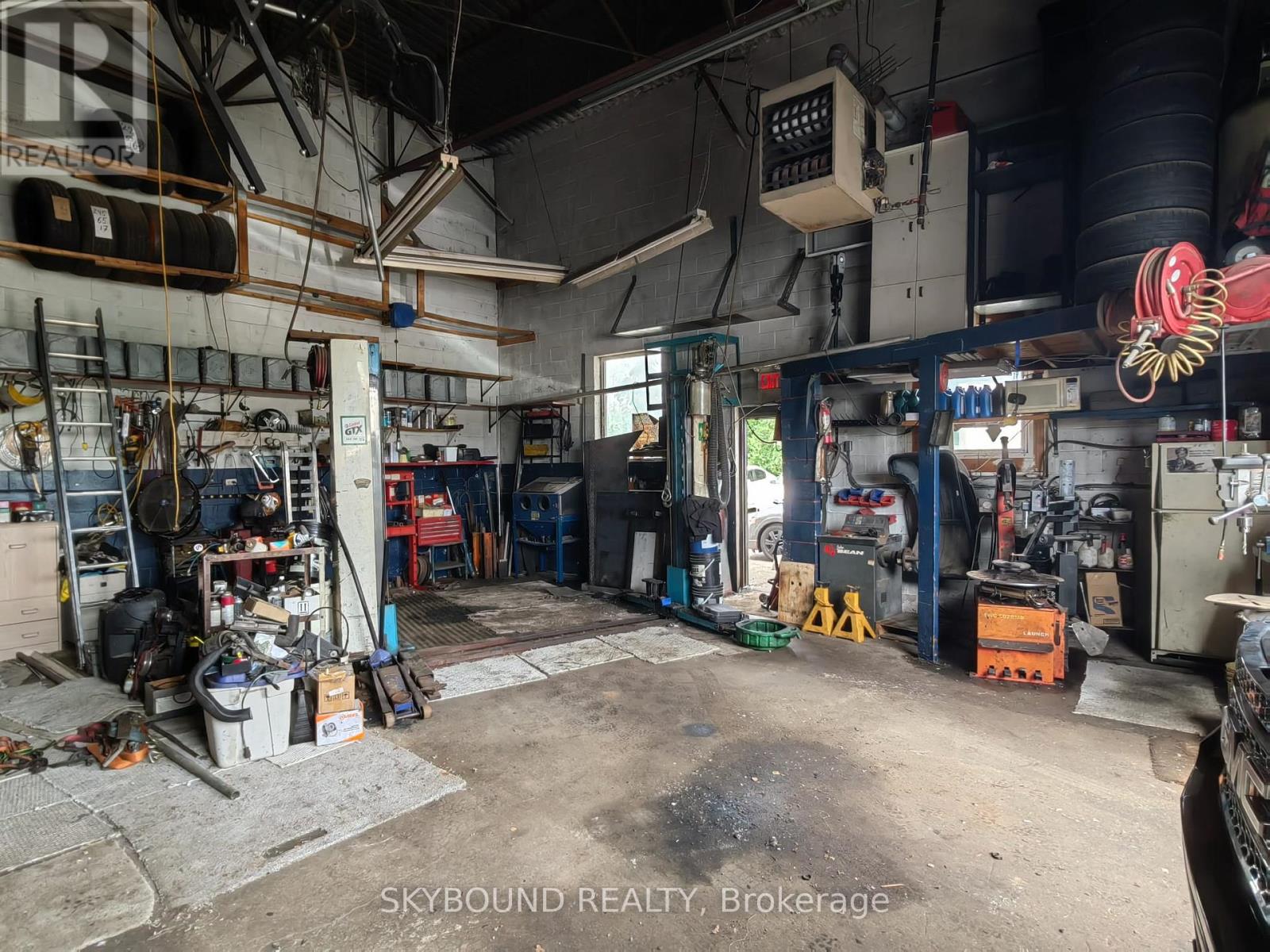 3 - 70 Lepage Court, Toronto, Ontario  M3J 1Z9 - Photo 10 - W12856066