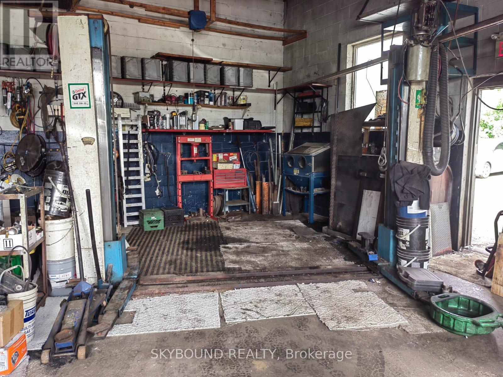 3 - 70 Lepage Court, Toronto, Ontario  M3J 1Z9 - Photo 12 - W12856066