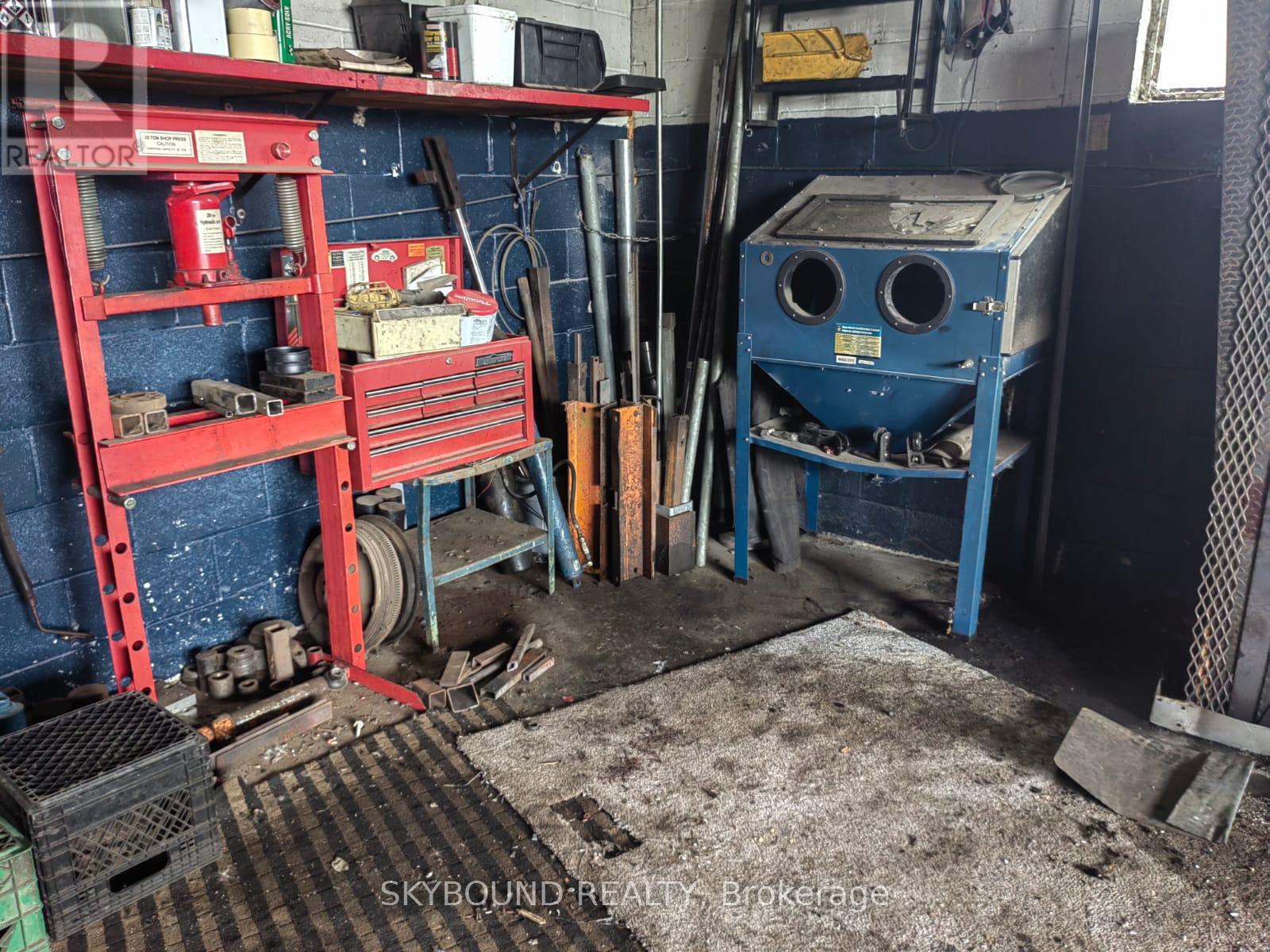 3 - 70 Lepage Court, Toronto, Ontario  M3J 1Z9 - Photo 15 - W12856066