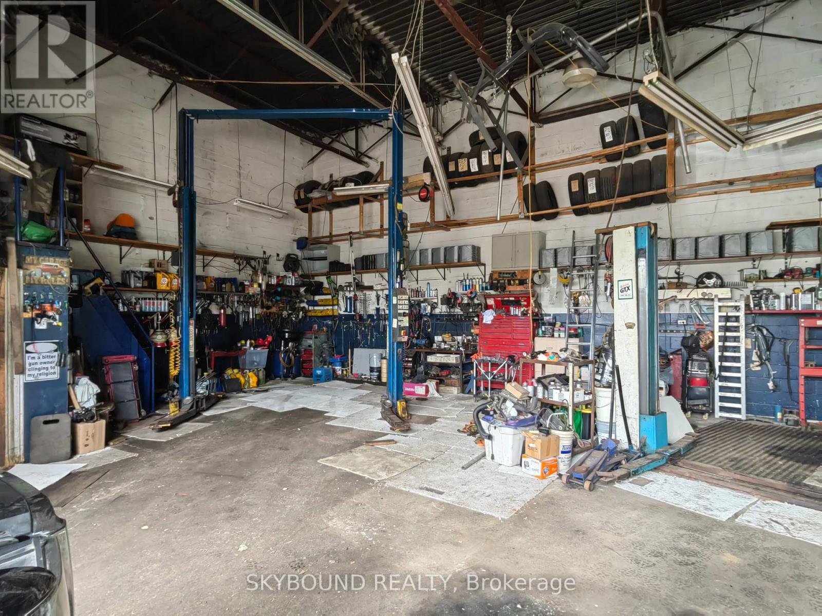 3 - 70 Lepage Court, Toronto, Ontario  M3J 1Z9 - Photo 3 - W12856066