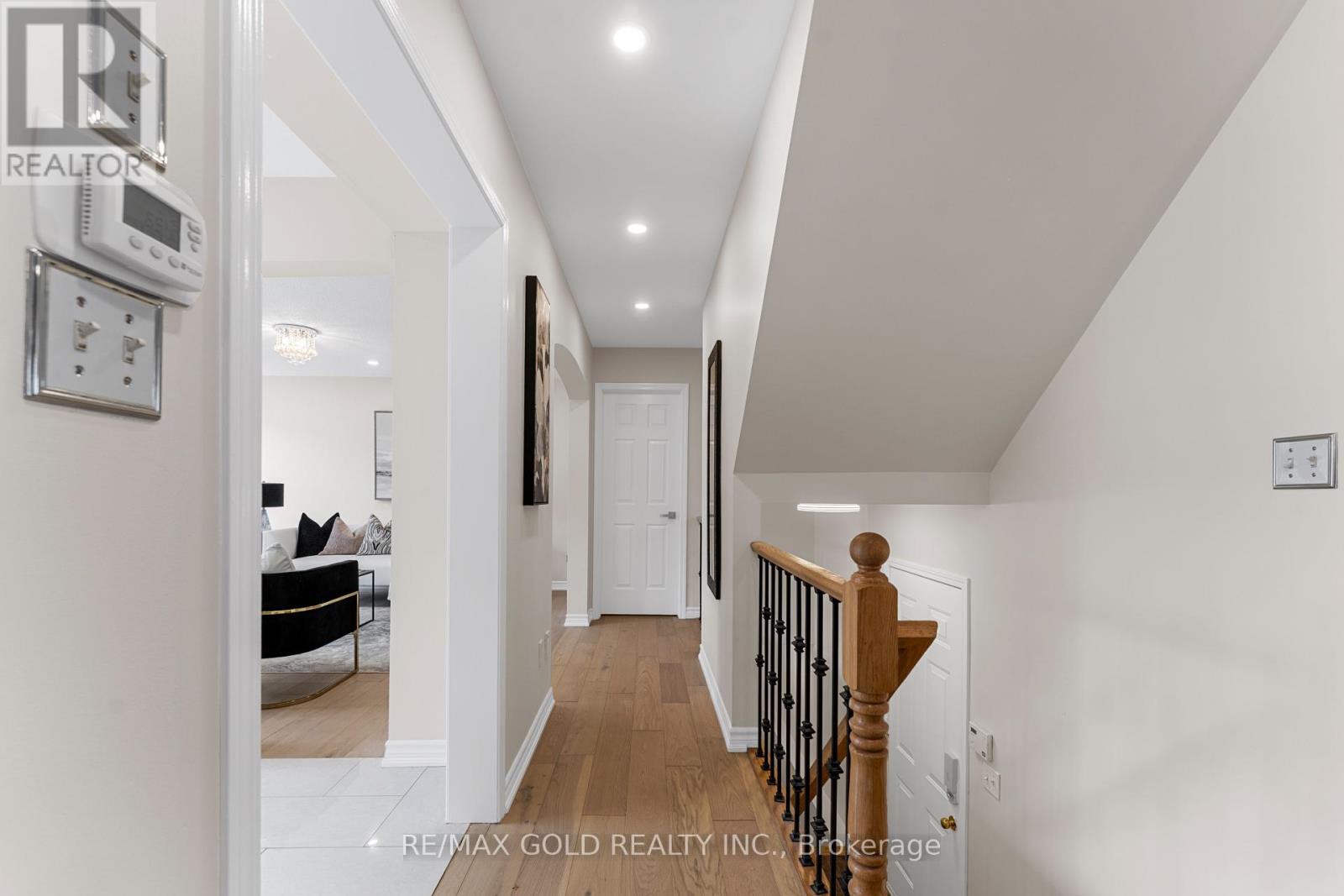 3963 Deepwood Heights, Mississauga, Ontario  L5M 6L9 - Photo 19 - W12856086