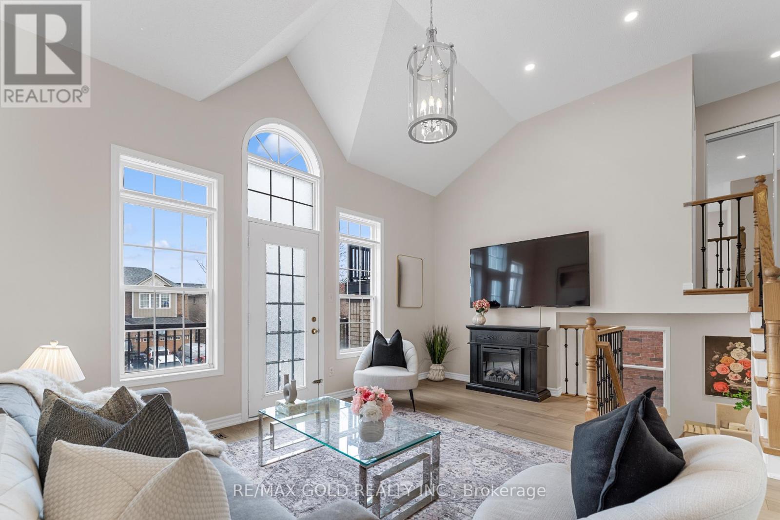 3963 Deepwood Heights, Mississauga, Ontario  L5M 6L9 - Photo 23 - W12856086