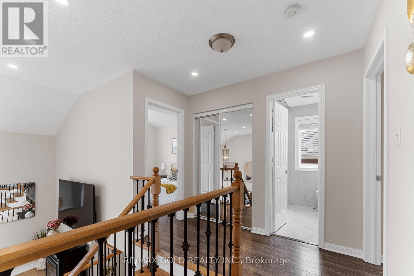3963 Deepwood Heights, Mississauga, Ontario  L5M 6L9 - Photo 35 - W12856086