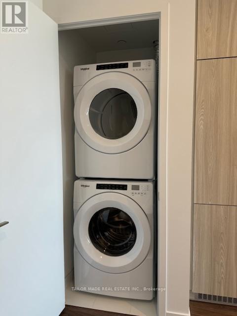 811 - 251 Masonry Way, Mississauga, Ontario  L5H 0B2 - Photo 13 - W12856098