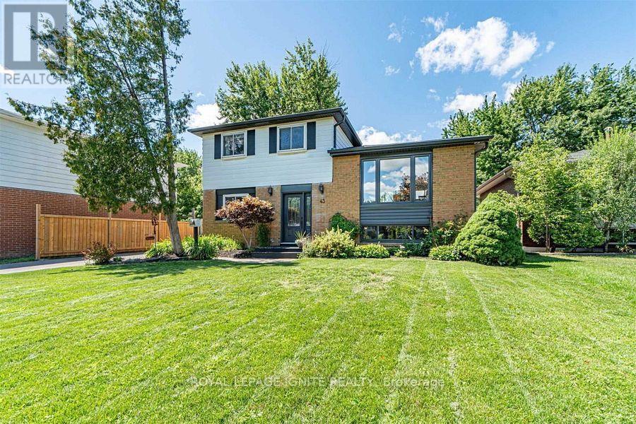 UPPER LEVEL - 43 EDGEBROOK CRESCENT, Brampton, Ontario