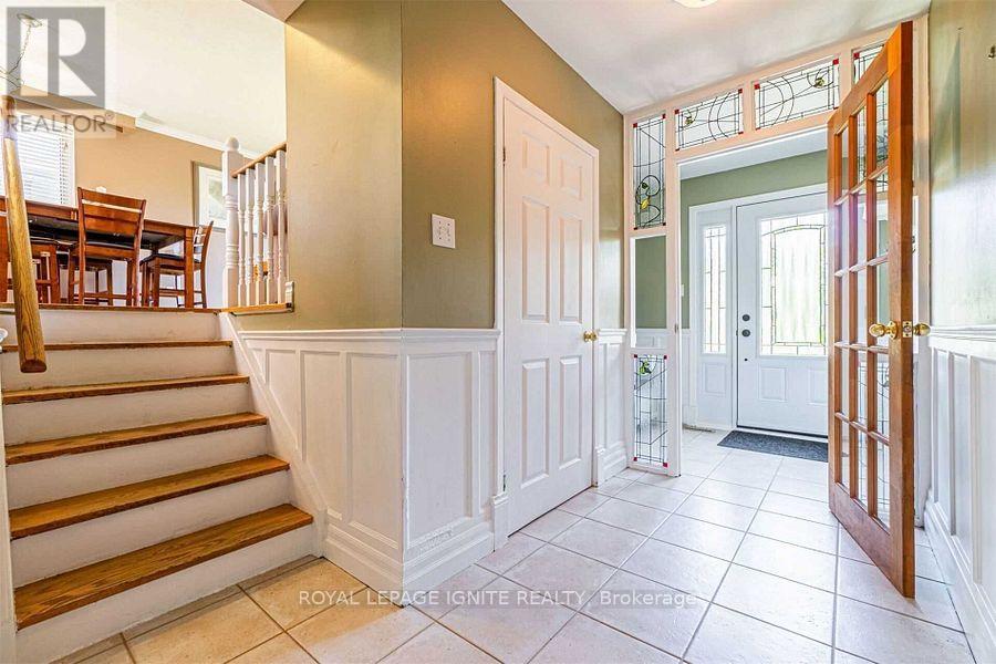 Upper Level - 43 Edgebrook Crescent, Brampton, Ontario  L6T 1Y6 - Photo 2 - W12856130