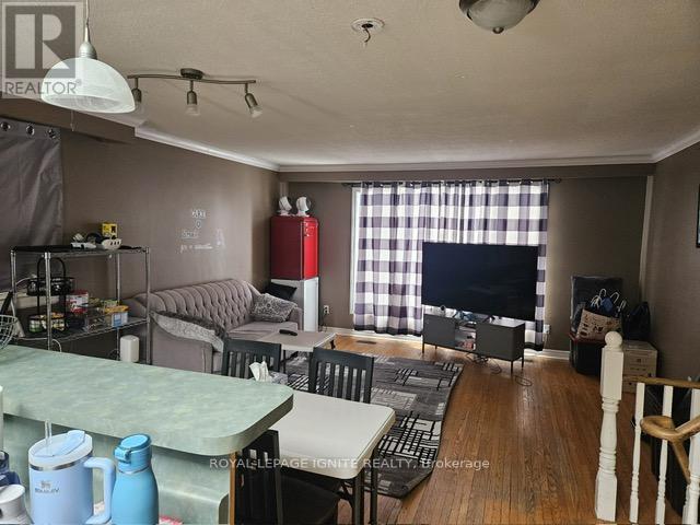 Upper Level - 43 Edgebrook Crescent, Brampton, Ontario  L6T 1Y6 - Photo 4 - W12856130