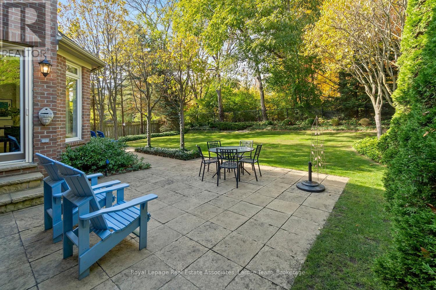 562 Gladwyne Court, Mississauga, Ontario  L5H 4L4 - Photo 44 - W12856138