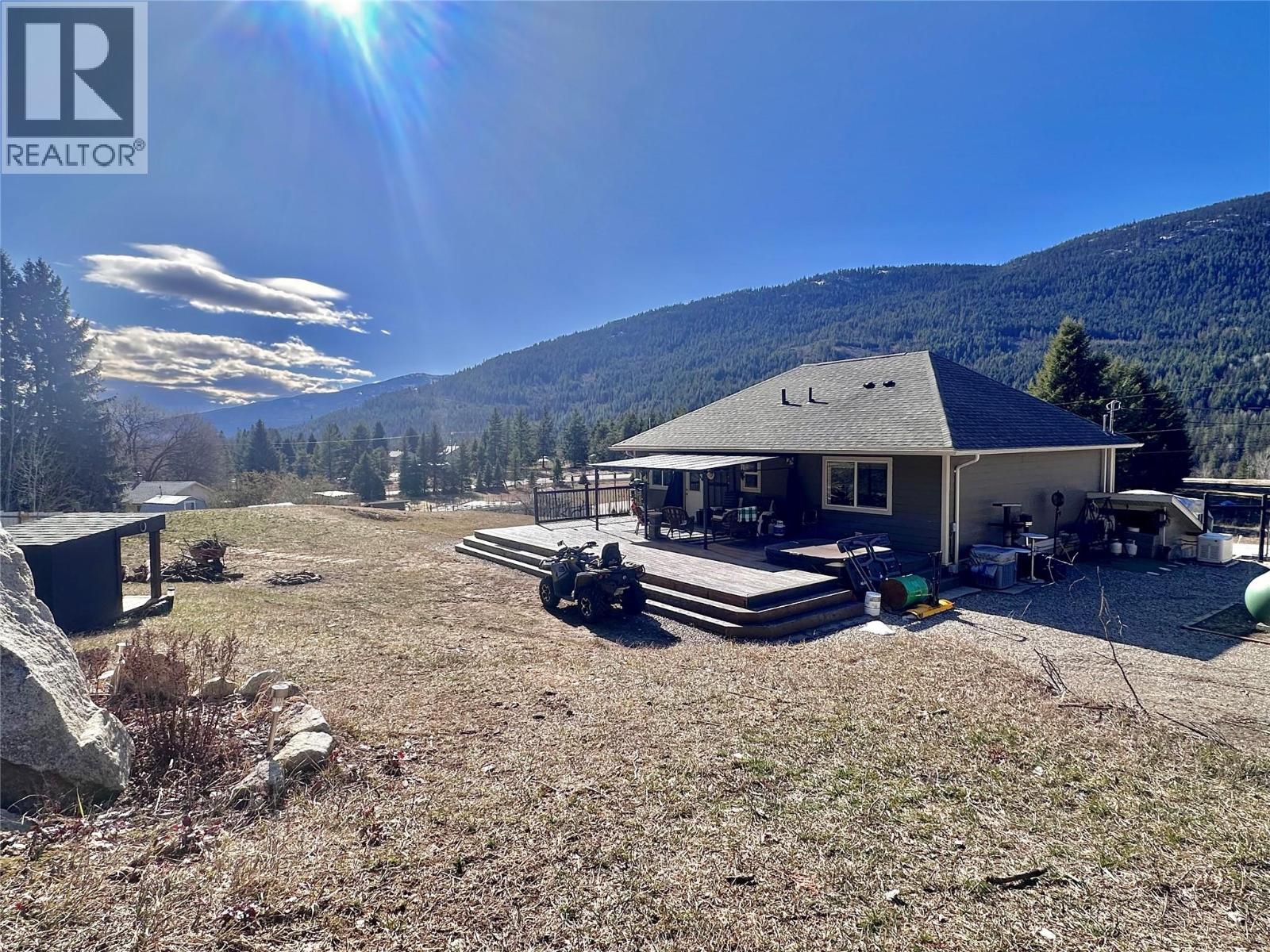 1953 Sandy Road, Castlegar, British Columbia  V1N 4T1 - Photo 64 - 10370285