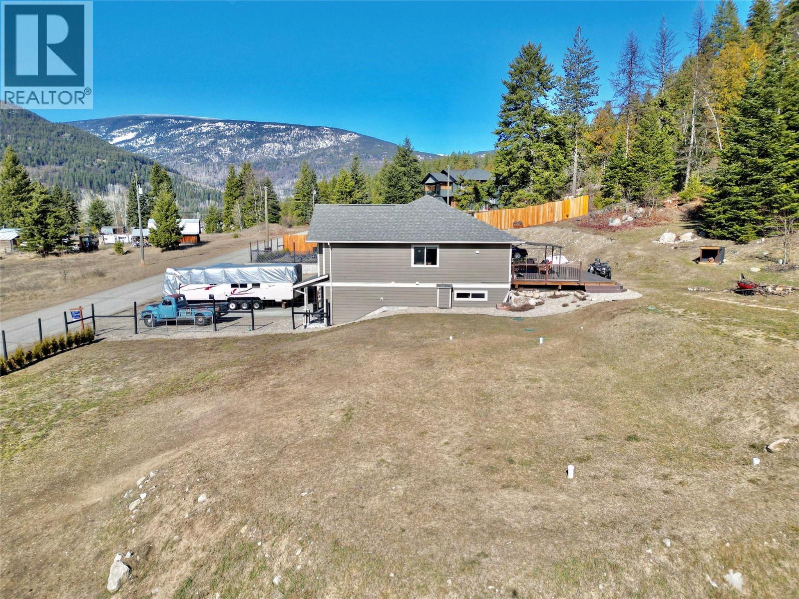1953 Sandy Road, Castlegar, British Columbia  V1N 4T1 - Photo 80 - 10370285