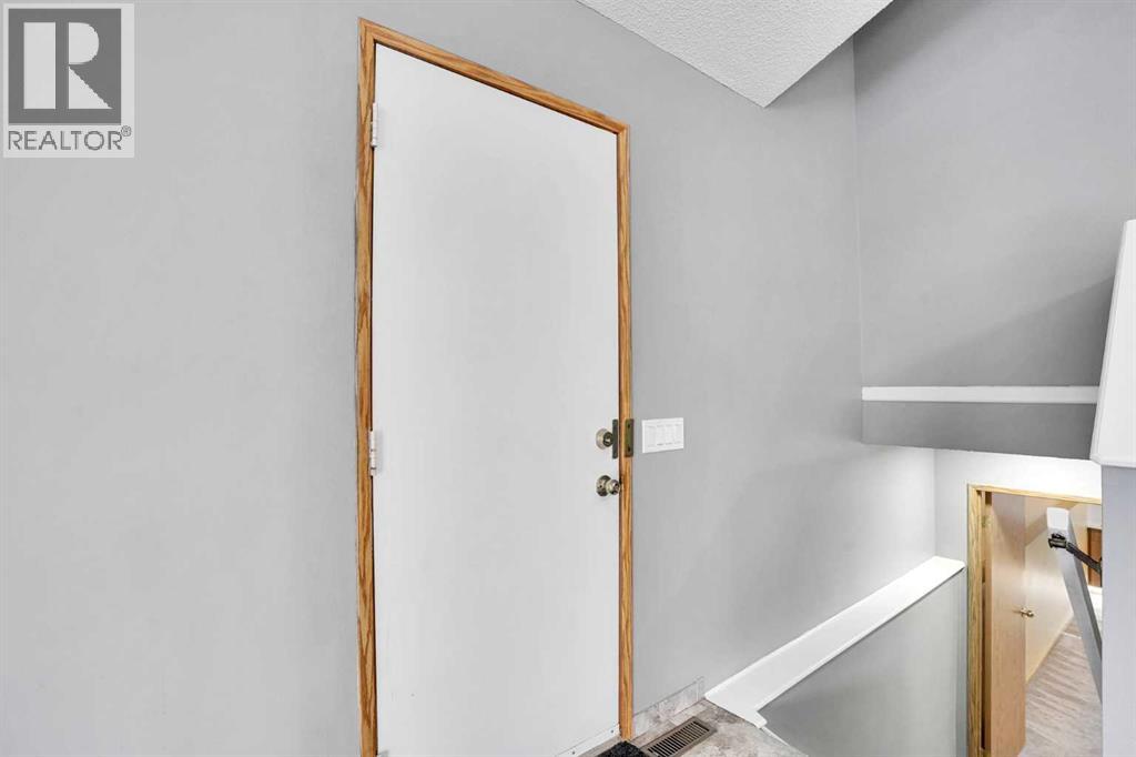 131 Martinridge Grove Ne, Calgary, Alberta  T3J 3M4 - Photo 21 - A2284895