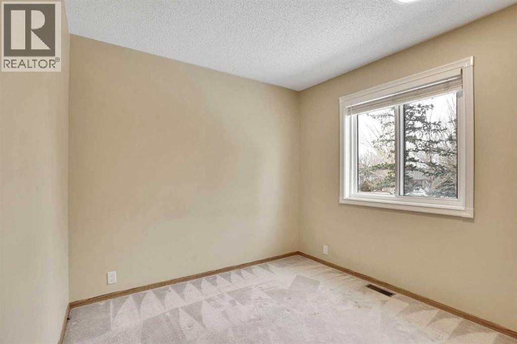 131 Martinridge Grove Ne, Calgary, Alberta  T3J 3M4 - Photo 48 - A2284895