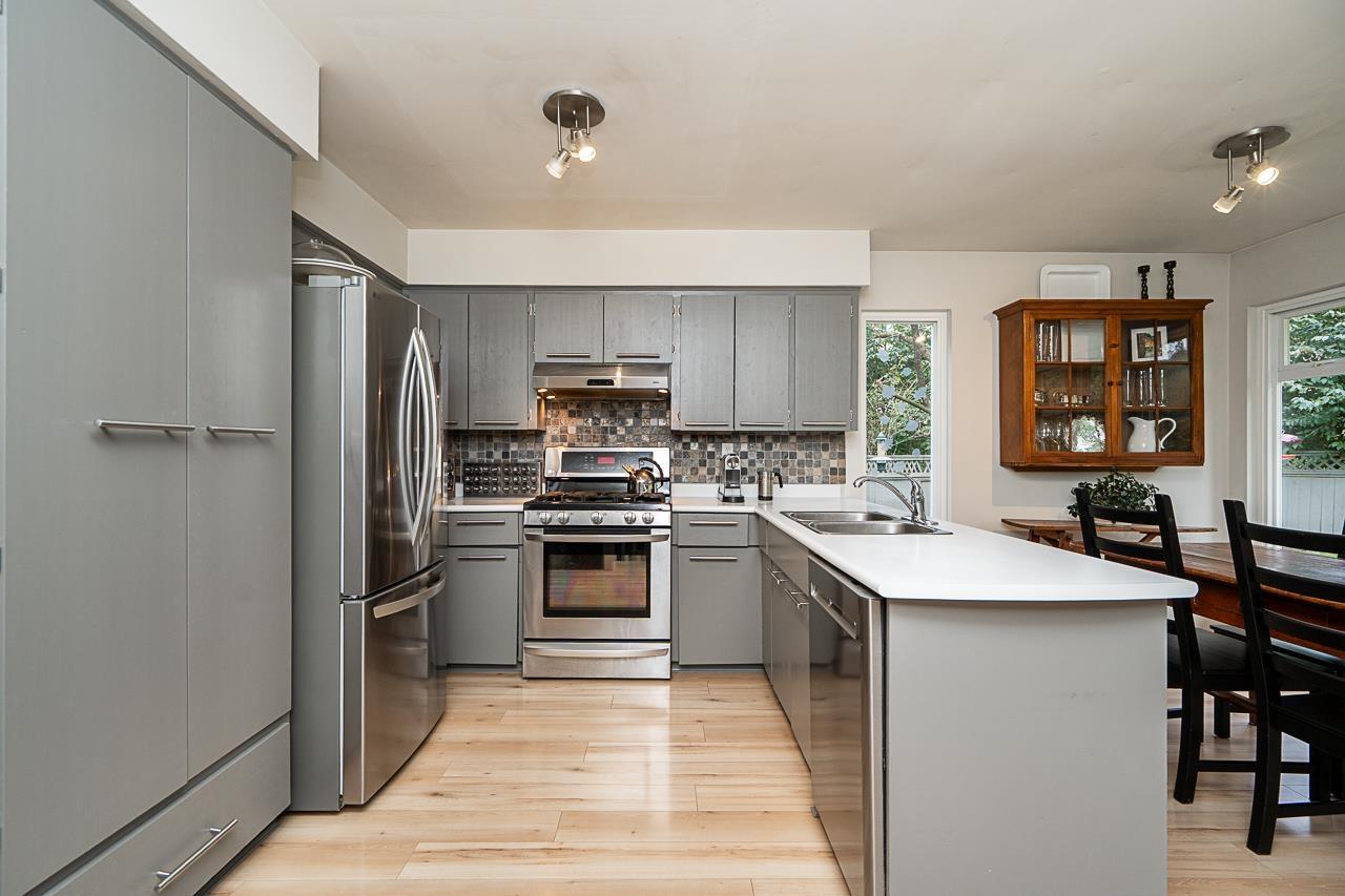 6804 Sandpiper Place, Delta, British Columbia  V3X 3K1 - Photo 8 - R3096270