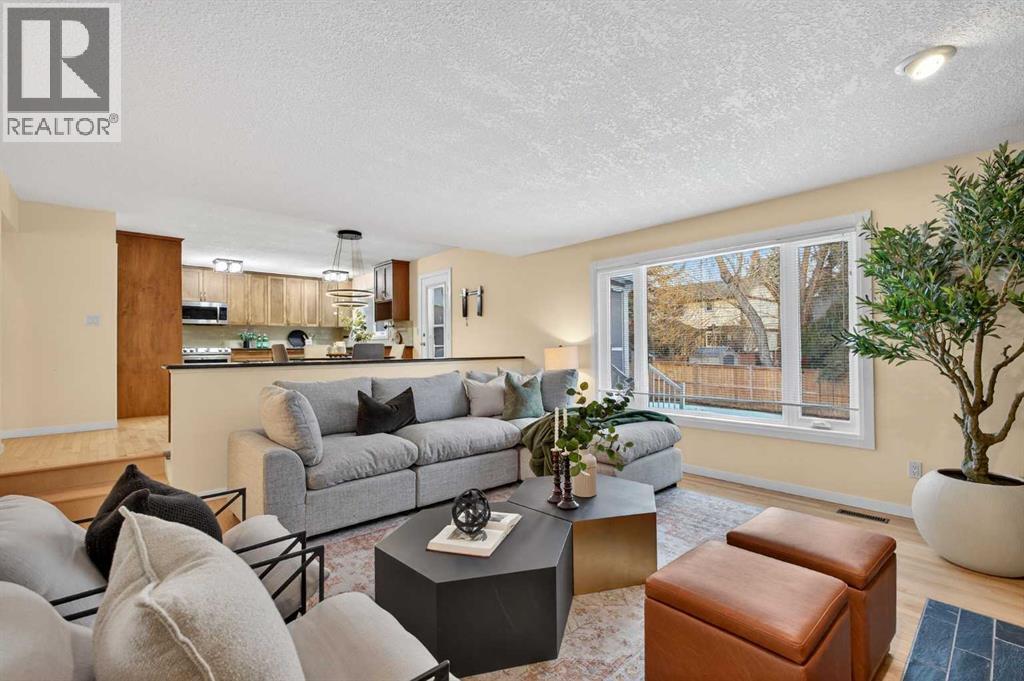 315 Woodhaven Place Sw, Calgary, Alberta  T2W 5P4 - Photo 18 - A2289181