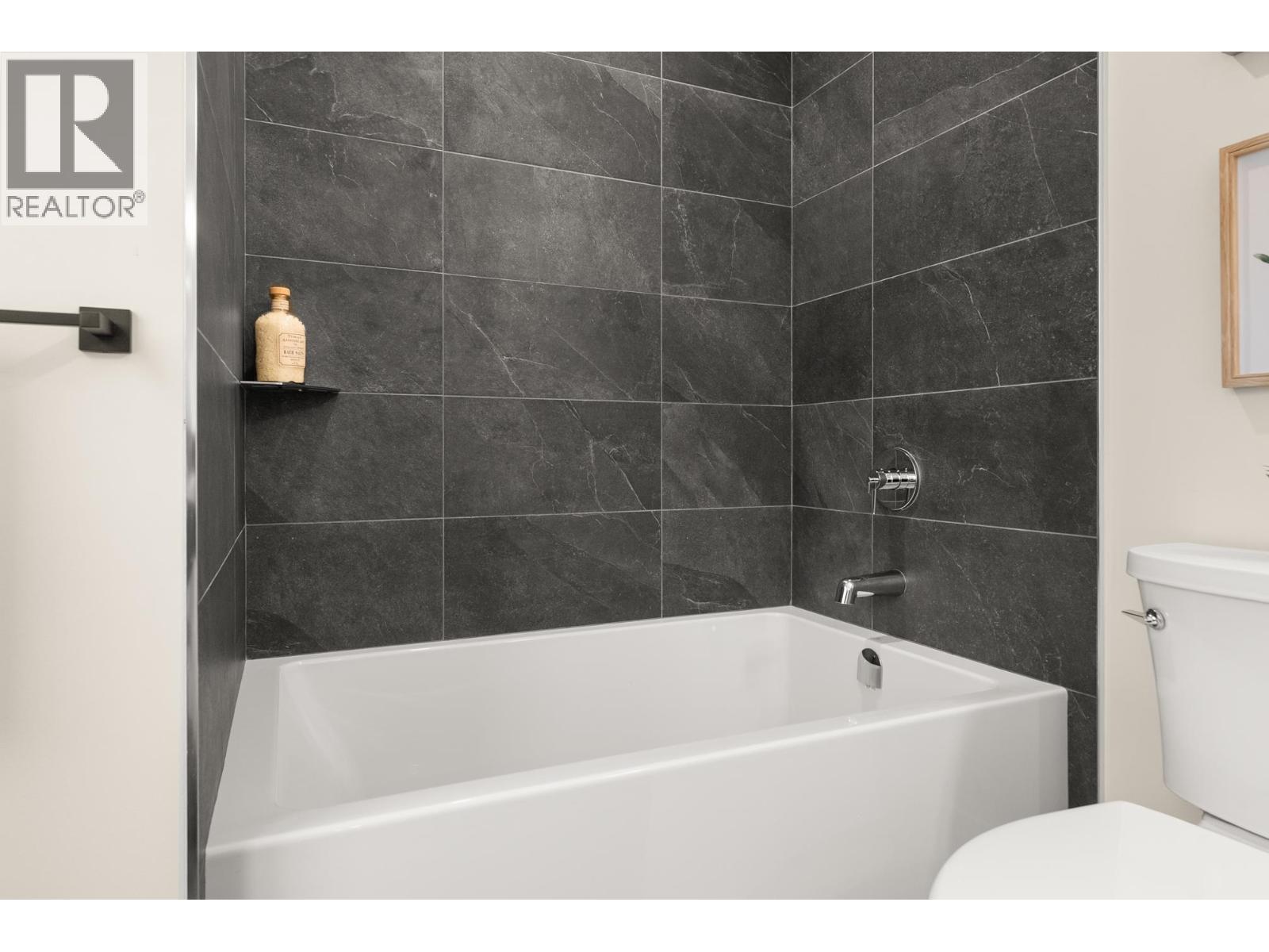 3411 Chatham Street, Richmond, British Columbia  V7E 2Y9 - Photo 30 - R3078611