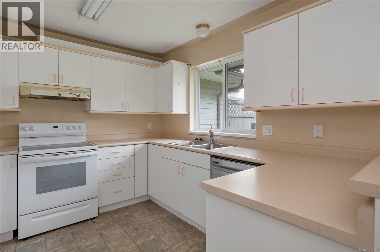 18 772 Robron Rd, Campbell River, British Columbia  V9W 7Y9 - Photo 6 - 1027899