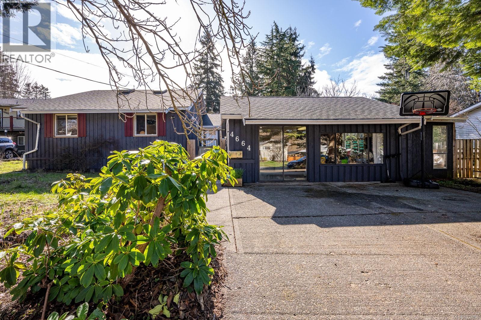 4664 Gail Cres, Courtenay, British Columbia