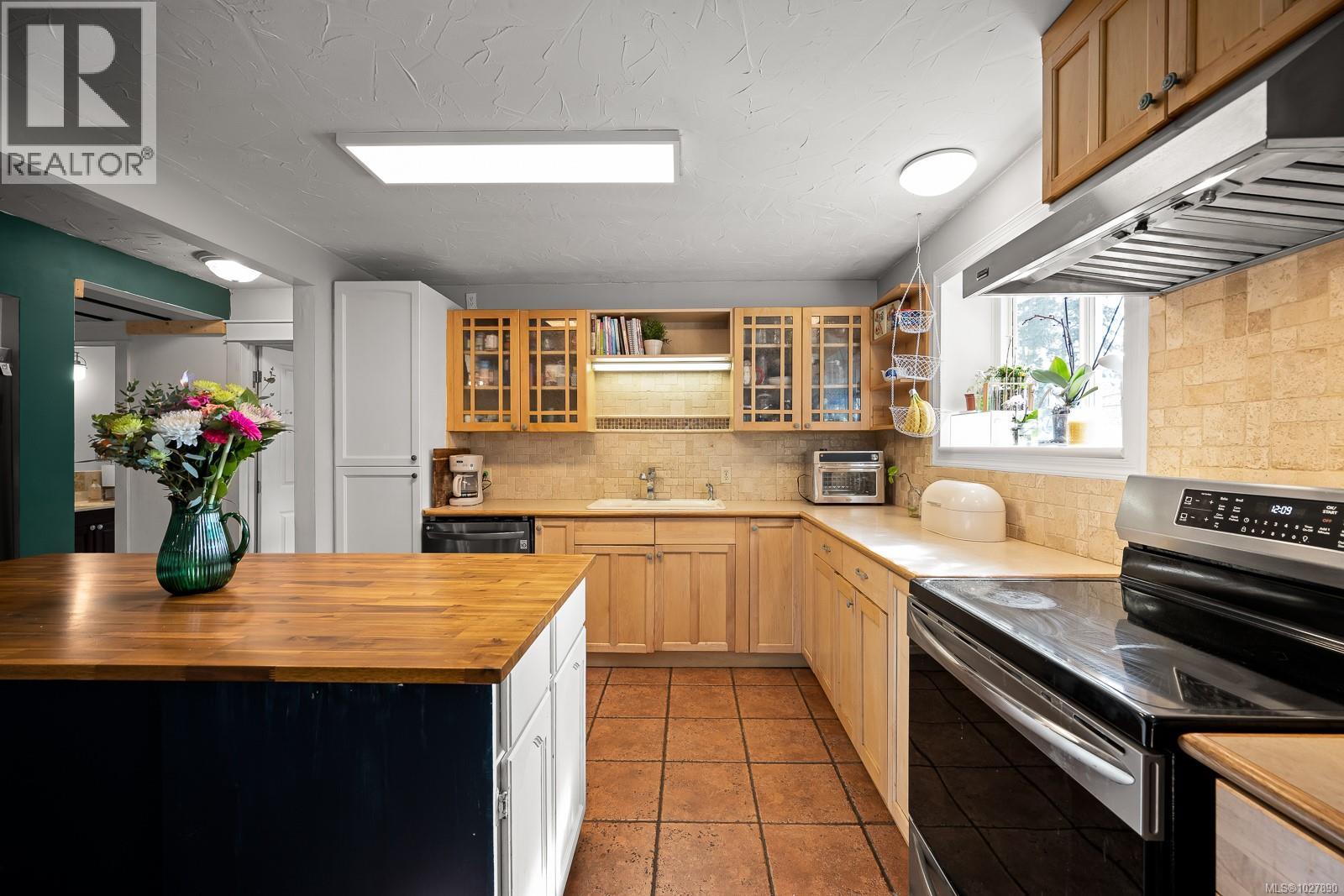 4664 Gail Cres, Courtenay, British Columbia  V9N 5Y4 - Photo 24 - 1027890