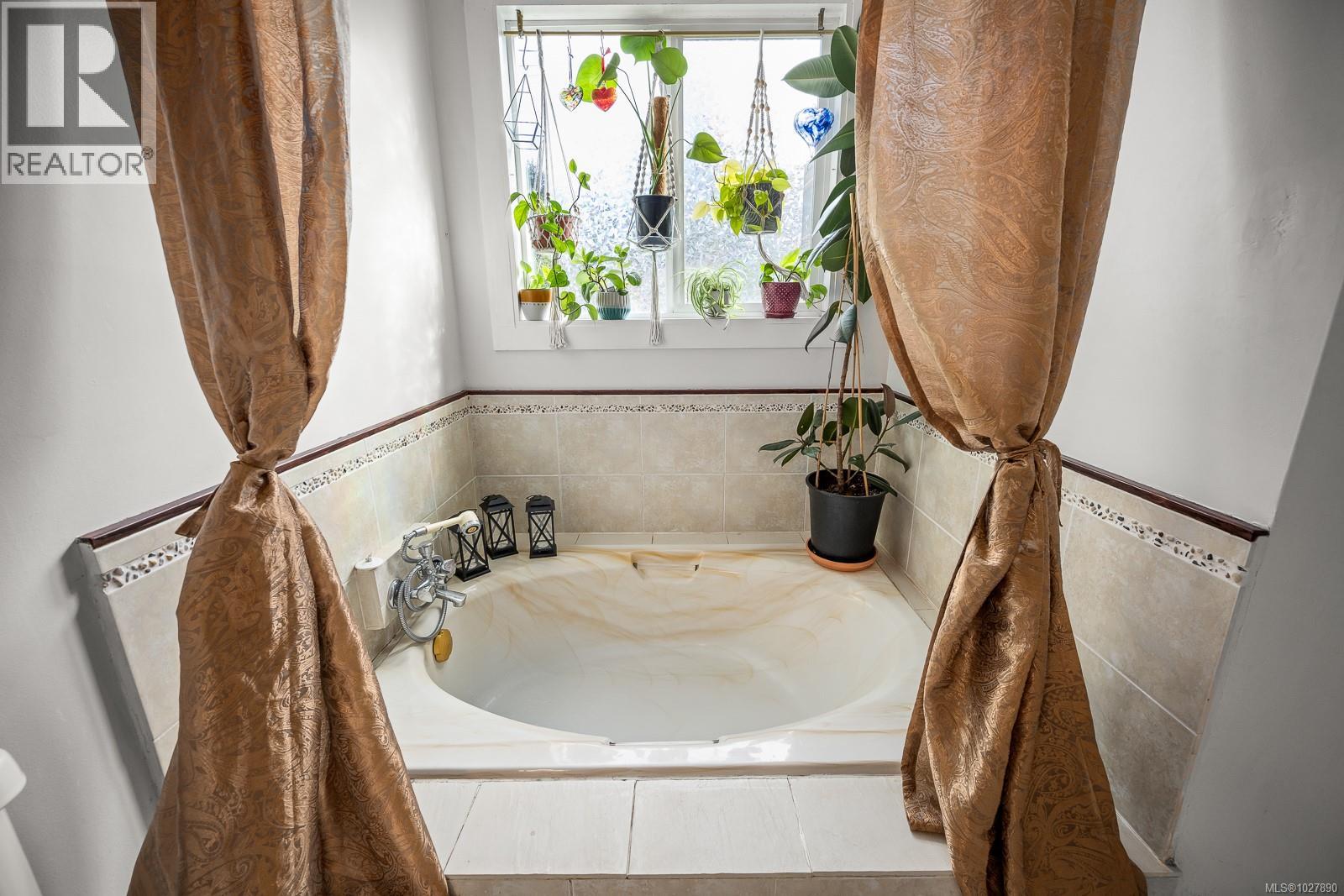 4664 Gail Cres, Courtenay, British Columbia  V9N 5Y4 - Photo 31 - 1027890