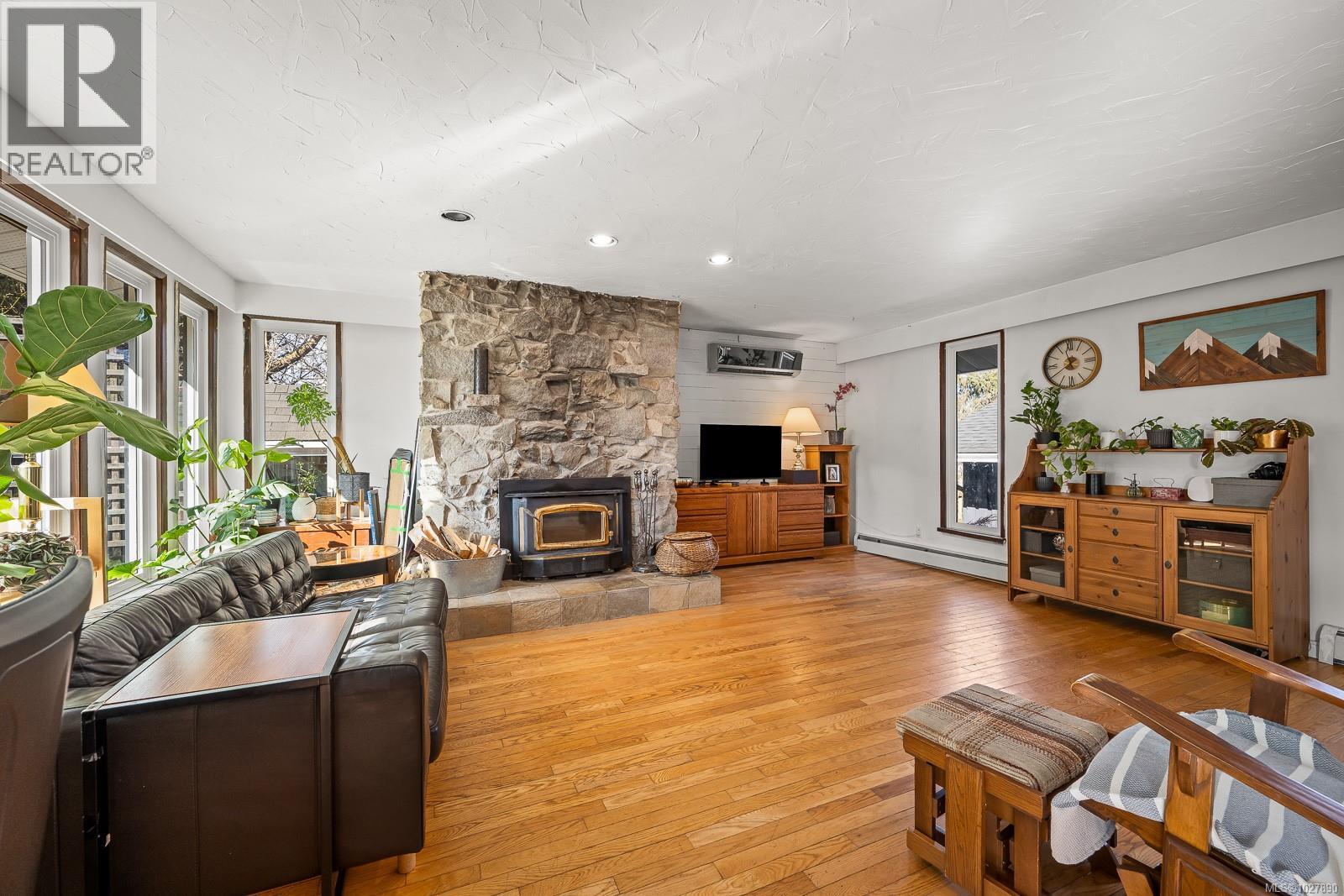 4664 Gail Cres, Courtenay, British Columbia  V9N 5Y4 - Photo 5 - 1027890