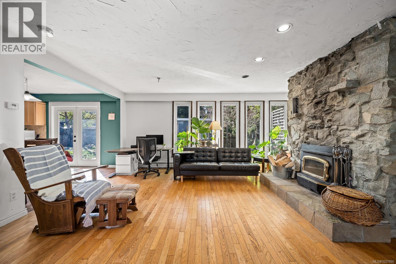 4664 Gail Cres, Courtenay, British Columbia  V9N 5Y4 - Photo 6 - 1027890