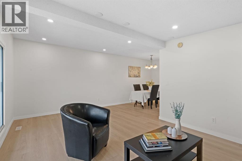 8547 47 Avenue Nw, Calgary, Alberta  T3B 1Z8 - Photo 11 - A2291404