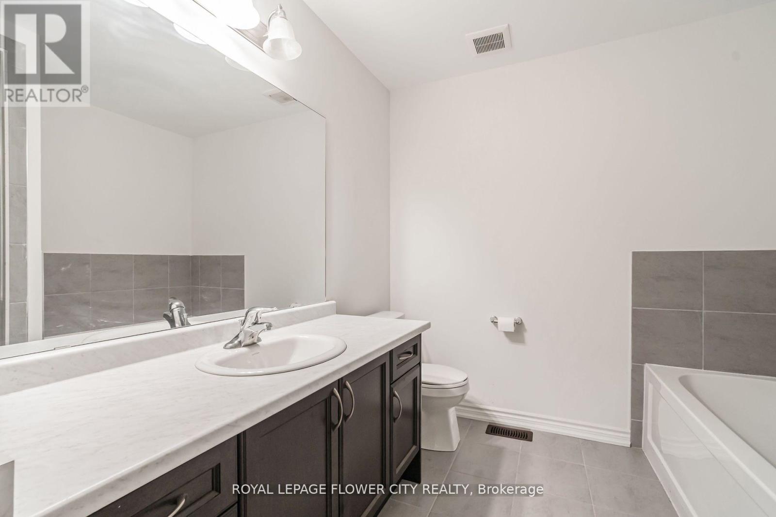 152 Flagg Avenue, Brant (Paris), Ontario  N3L 0K5 - Photo 18 - X12856002