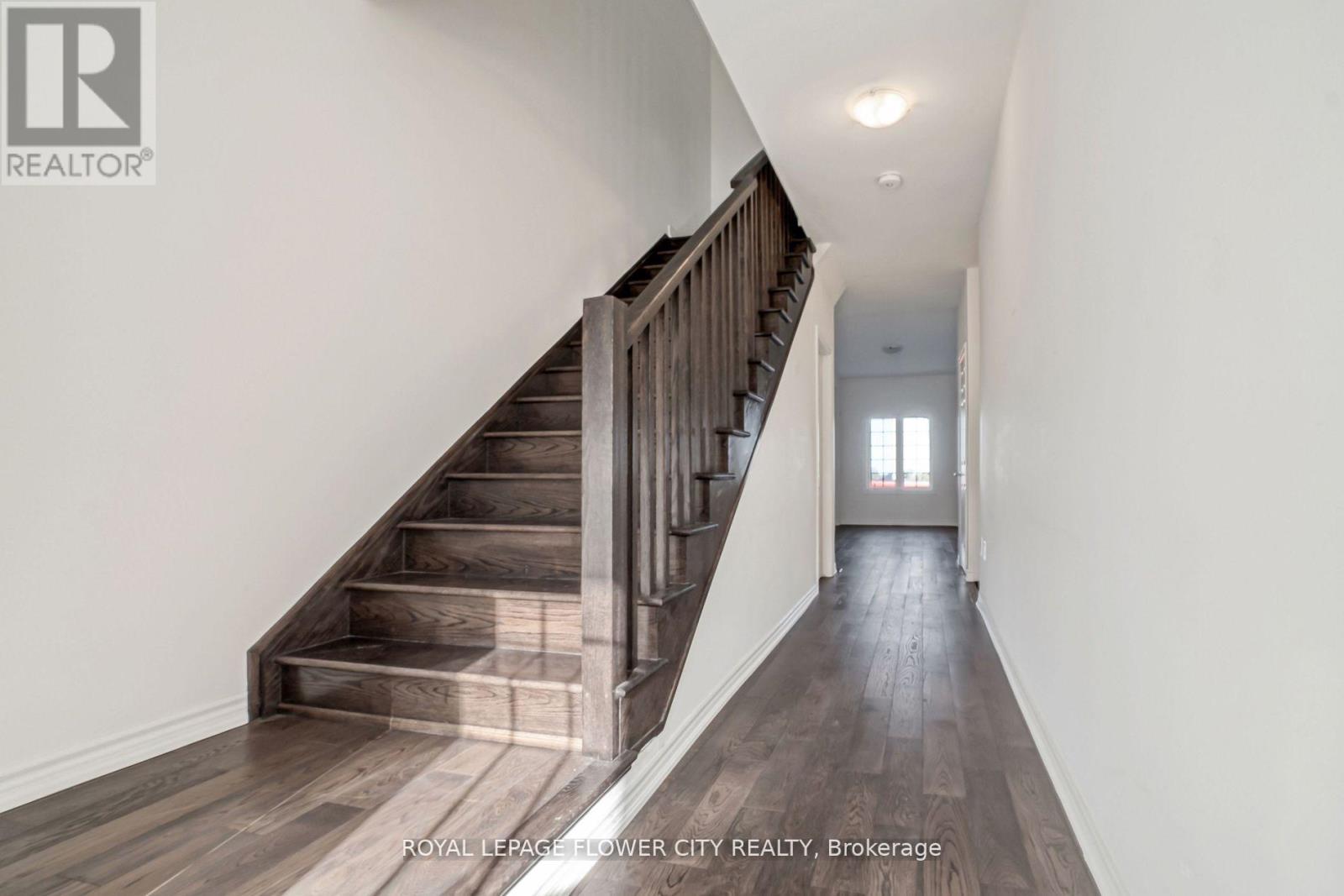 152 Flagg Avenue, Brant (Paris), Ontario  N3L 0K5 - Photo 5 - X12856002