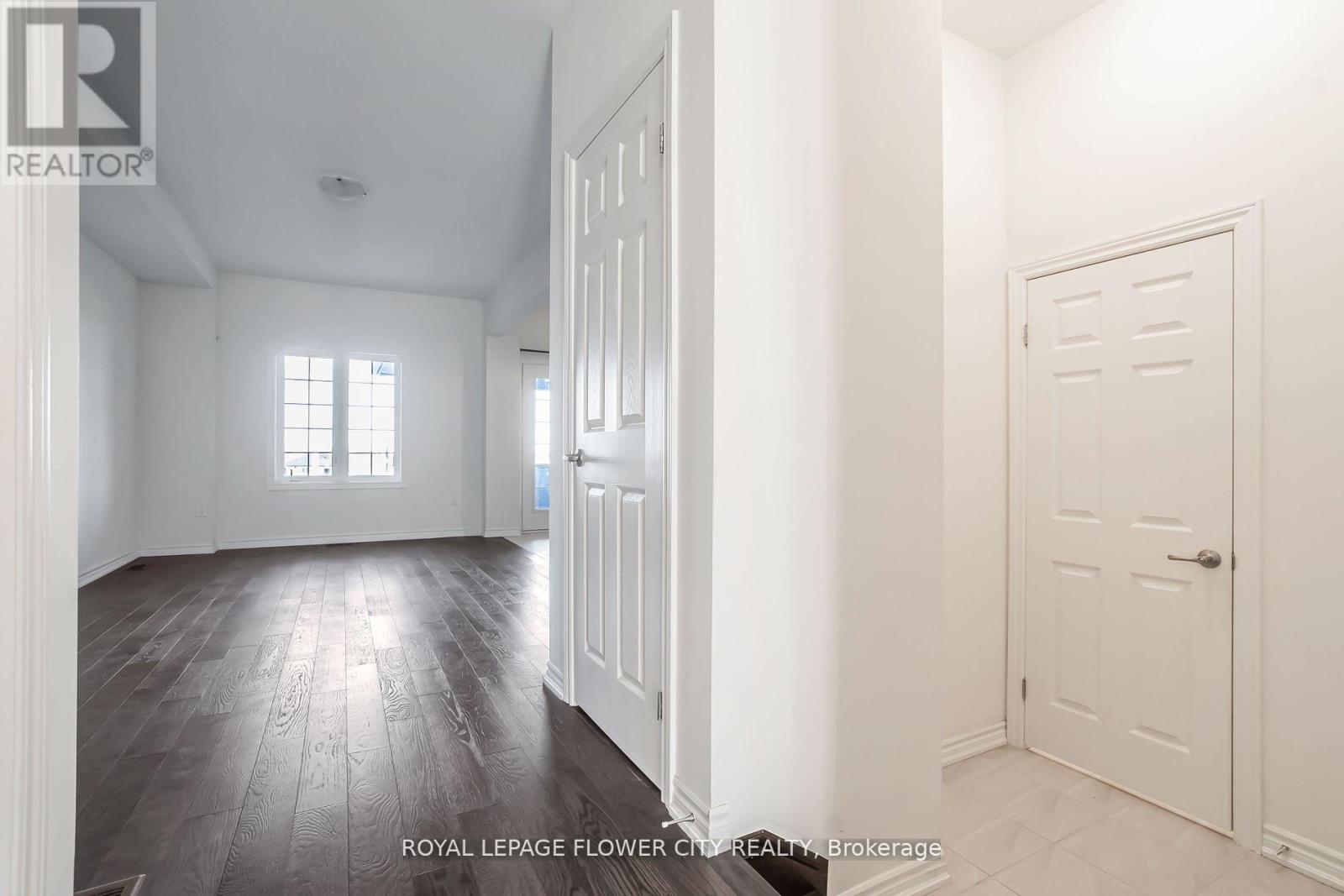 152 Flagg Avenue, Brant (Paris), Ontario  N3L 0K5 - Photo 6 - X12856002