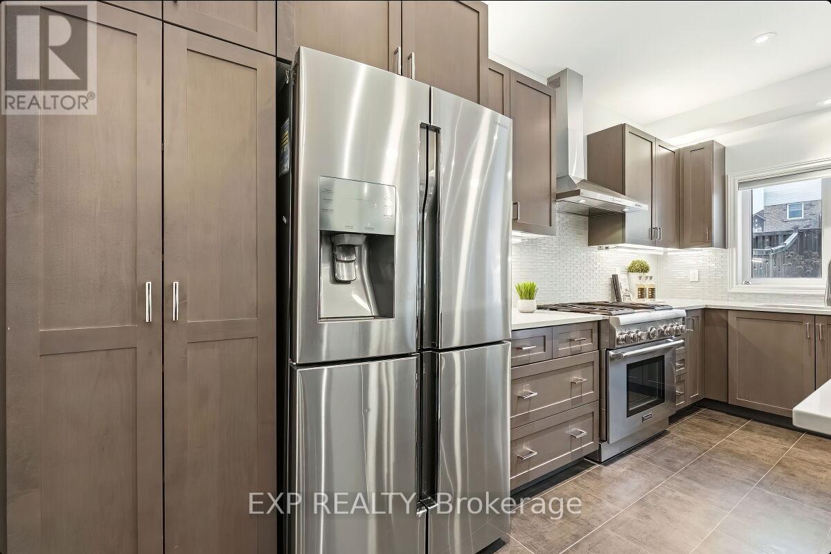 222 Blair Creek Drive, Kitchener, Ontario  N2P 0G2 - Photo 17 - X12856026