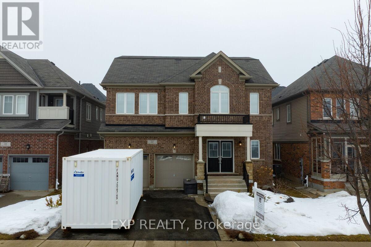 222 Blair Creek Drive, Kitchener, Ontario  N2P 0G2 - Photo 2 - X12856026