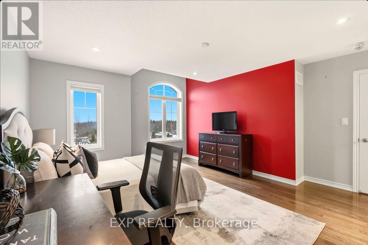 222 Blair Creek Drive, Kitchener, Ontario  N2P 0G2 - Photo 30 - X12856026