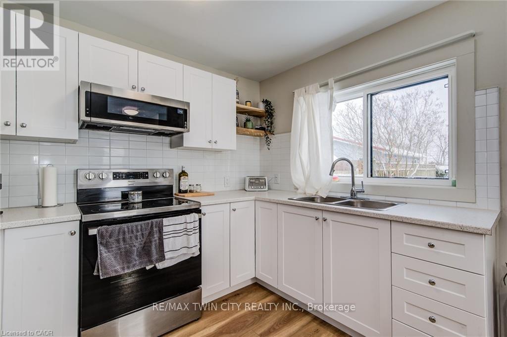 10 Weaver Rear Unit Street N, Cambridge, Ontario  N3C 1V8 - Photo 12 - X12856054