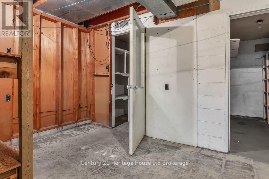 368 Odlum Drive, Woodstock, Ontario  N4S 3S2 - Photo 14 - X12856294