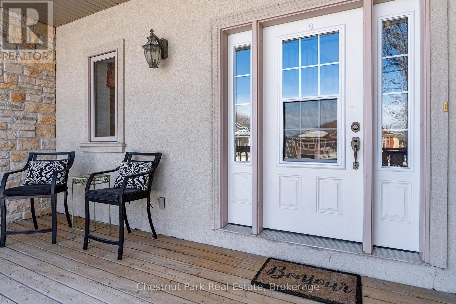 82 Stanley Street, Collingwood, Ontario  L9Y 0G7 - Photo 3 - S12856220