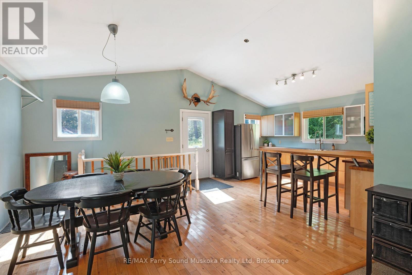 71a Kawigamog Lake Road, Parry Sound Remote Area (Blair), Ontario  P0H 1S0 - Photo 5 - X12856248